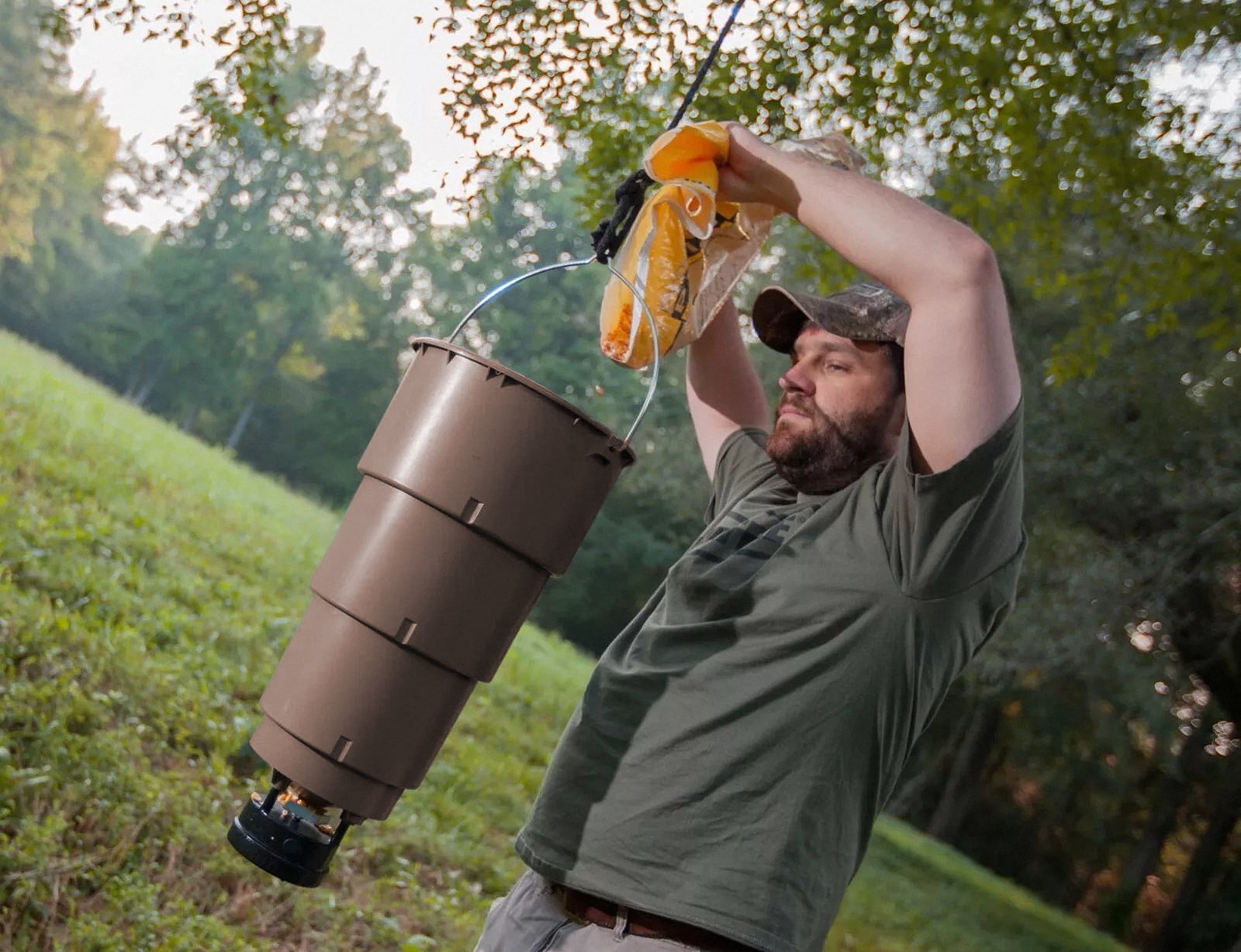 Moultrie 30lb All-in-One Hanging Feeder - 4 Feed Times - Bluetooth Programming Moultrie Connect - Collapsable